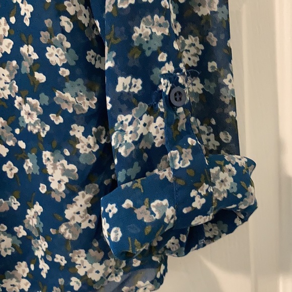 Sheer poly button down - Picture 6 of 6